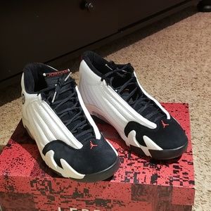 Nike Air Jordan Retro 14's - Black Toe - Sz. 11